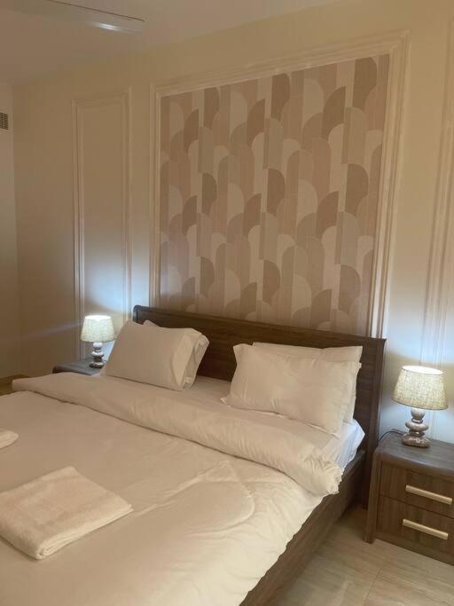 Modern 1bhk Getaway Near Pdo Appartement *