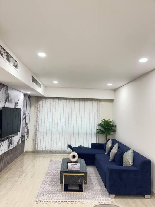 Modern 1bhk Getaway Near Pdo Appartement Mascate
